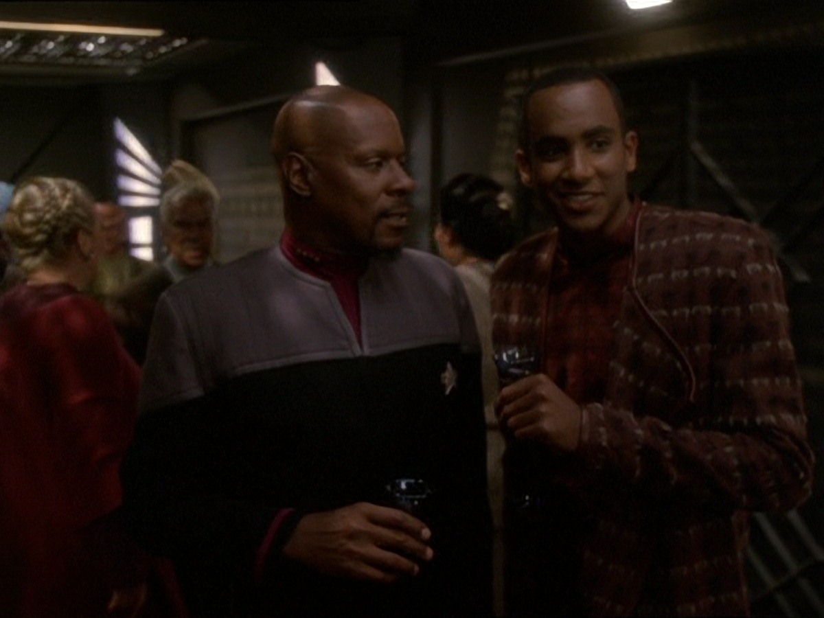 extant_StarTrek_DS9_7x03-Afterimage_3669.jpg