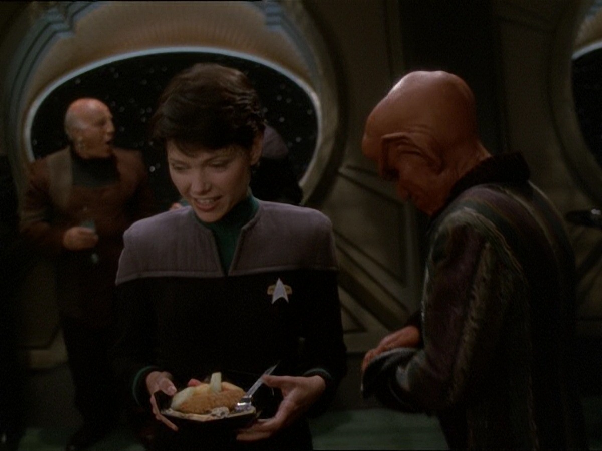 extant_StarTrek_DS9_7x03-Afterimage_3683.jpg