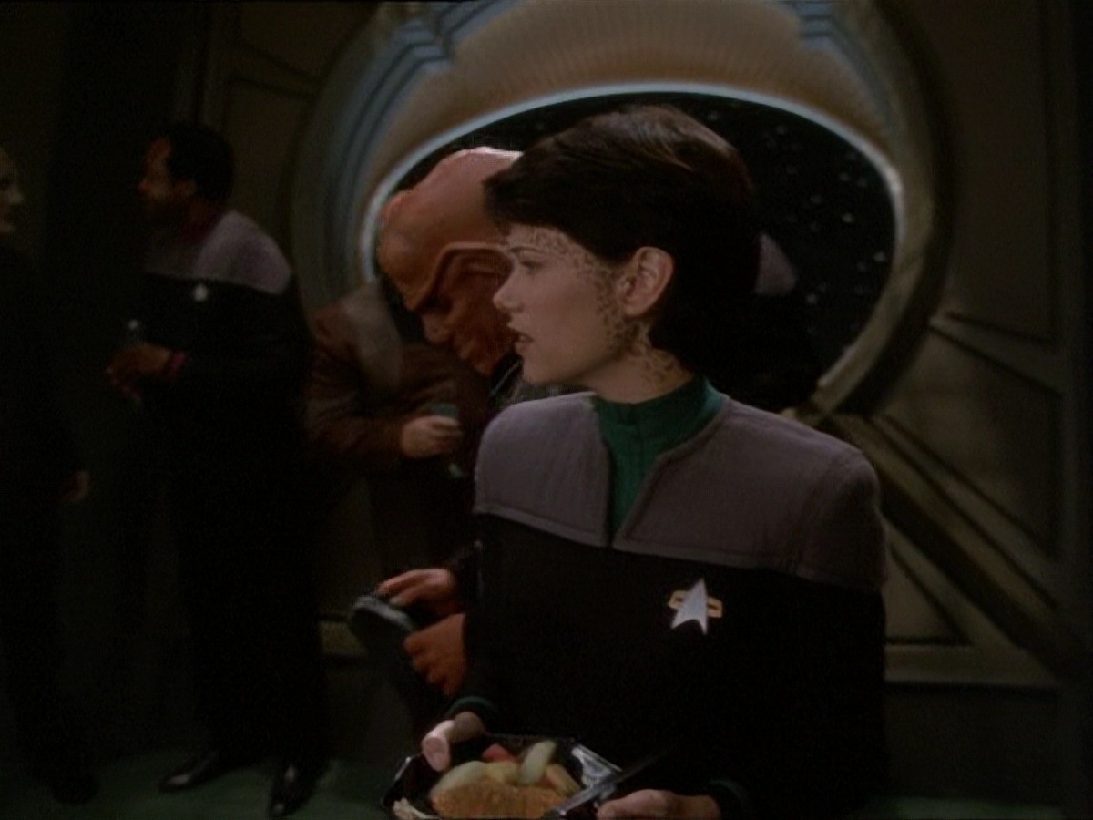 extant_StarTrek_DS9_7x03-Afterimage_3685.jpg