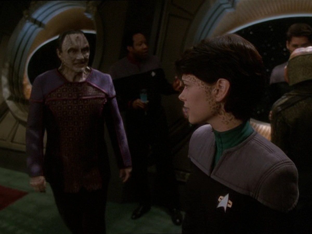 extant_StarTrek_DS9_7x03-Afterimage_3693.jpg
