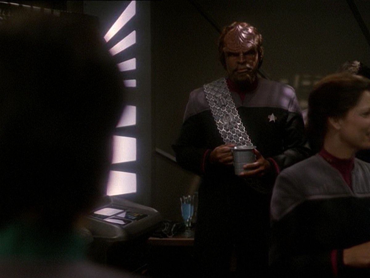 extant_StarTrek_DS9_7x03-Afterimage_3722.jpg