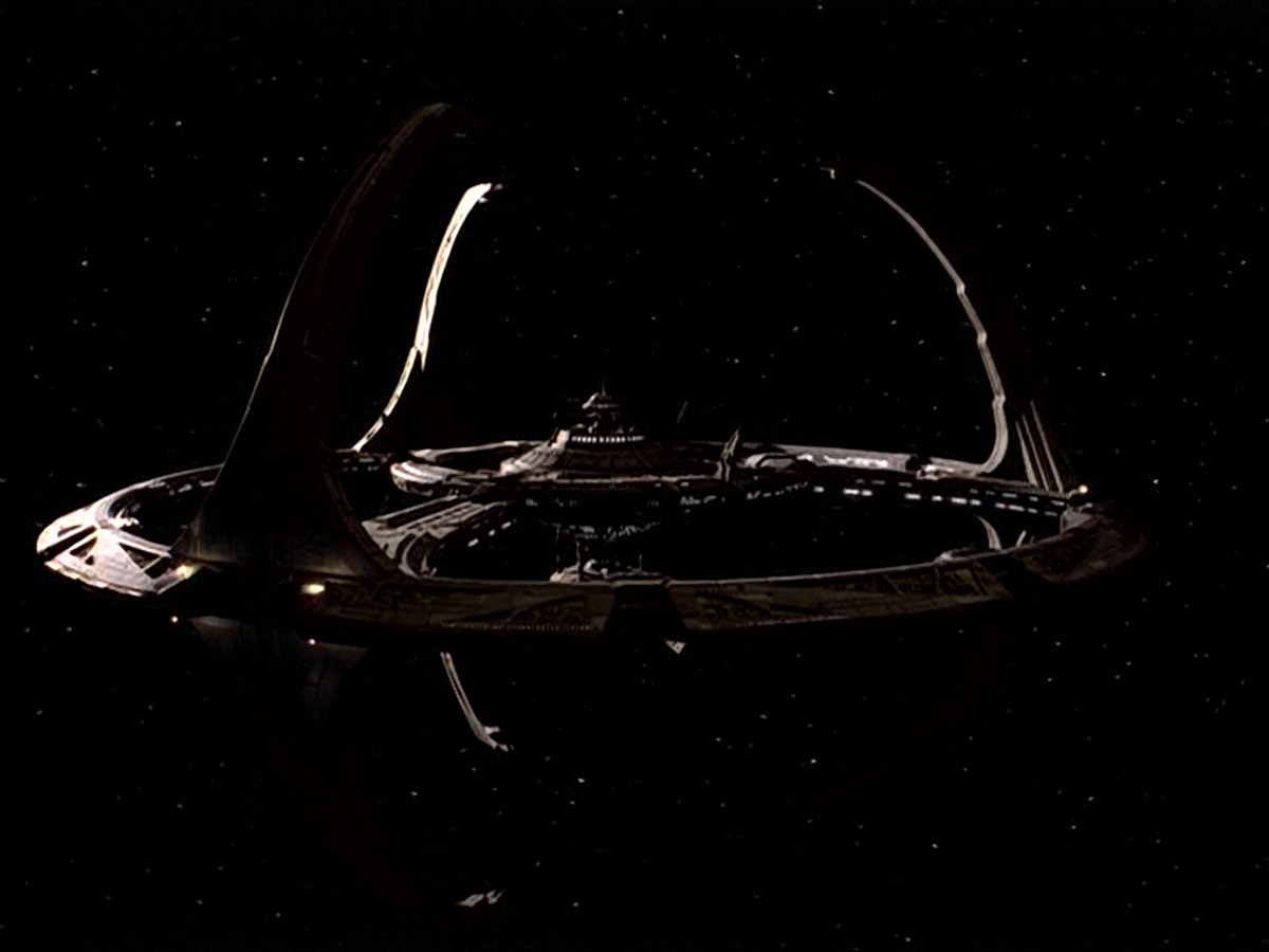 extant_StarTrek_DS9_7x03-Afterimage_3742.jpg