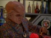 extant_StarTrek_DS9_7x03-Afterimage_0261.jpg