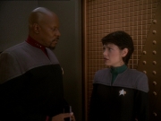 extant_StarTrek_DS9_7x03-Afterimage_0616.jpg
