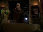 extant_StarTrek_DS9_7x03-Afterimage_0862.jpg