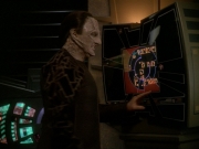 extant_StarTrek_DS9_7x03-Afterimage_0874.jpg