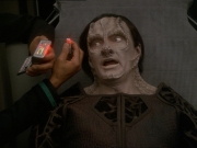 extant_StarTrek_DS9_7x03-Afterimage_0955.jpg