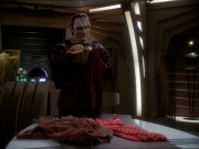 extant_StarTrek_DS9_7x03-Afterimage_1230.jpg