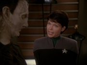 extant_StarTrek_DS9_7x03-Afterimage_1383.jpg