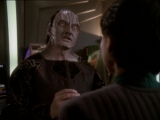 extant_StarTrek_DS9_7x03-Afterimage_1452.jpg