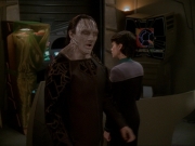 extant_StarTrek_DS9_7x03-Afterimage_1532.jpg