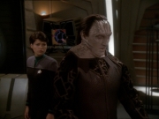 extant_StarTrek_DS9_7x03-Afterimage_1535.jpg