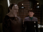 extant_StarTrek_DS9_7x03-Afterimage_1549.jpg