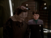 extant_StarTrek_DS9_7x03-Afterimage_1551.jpg
