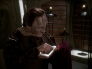extant_StarTrek_DS9_7x03-Afterimage_1572.jpg