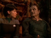 extant_StarTrek_DS9_7x03-Afterimage_2212.jpg