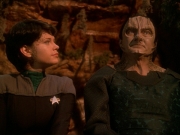 extant_StarTrek_DS9_7x03-Afterimage_2262.jpg