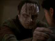 extant_StarTrek_DS9_7x03-Afterimage_3162.jpg