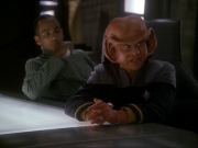 extant_StarTrek_DS9_7x04-TakeMeOutToTheHolosuite_2233.jpg