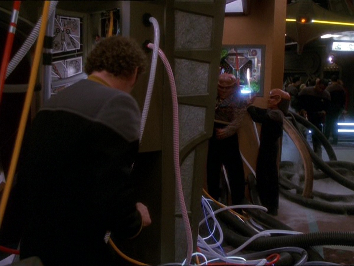 extant_StarTrek_DS9_7x06-TreacheryFaithAndTheGreatRiver_0153.jpg