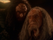 Filename=extant_StarTrek_DS9_7x07-OnceMoreUntoTheBreach_2729.jpg
Filesize=160KiB
Dimensions=1200x900
Date added=Jan 21, 2020 extant_StarTrek_DS9_7x07-OnceMoreUntoTheBreach_2729.jpg