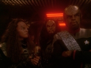 Filename=extant_StarTrek_DS9_7x07-OnceMoreUntoTheBreach_3044.jpg
Filesize=149KiB
Dimensions=1200x900
Date added=Jan 21, 2020 extant_StarTrek_DS9_7x07-OnceMoreUntoTheBreach_3044.jpg