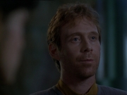 extant_StarTrek_DS9_7x08-TheSiegeOfAR-558_1915.jpg