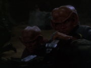 extant_StarTrek_DS9_7x08-TheSiegeOfAR-558_2059.jpg