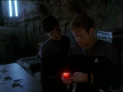 extant_StarTrek_DS9_7x08-TheSiegeOfAR-558_2227.jpg