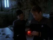 extant_StarTrek_DS9_7x08-TheSiegeOfAR-558_2228.jpg