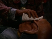 extant_StarTrek_DS9_7x08-TheSiegeOfAR-558_3374.jpg