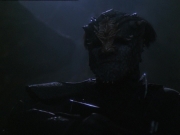 extant_StarTrek_DS9_7x08-TheSiegeOfAR-558_3413.jpg