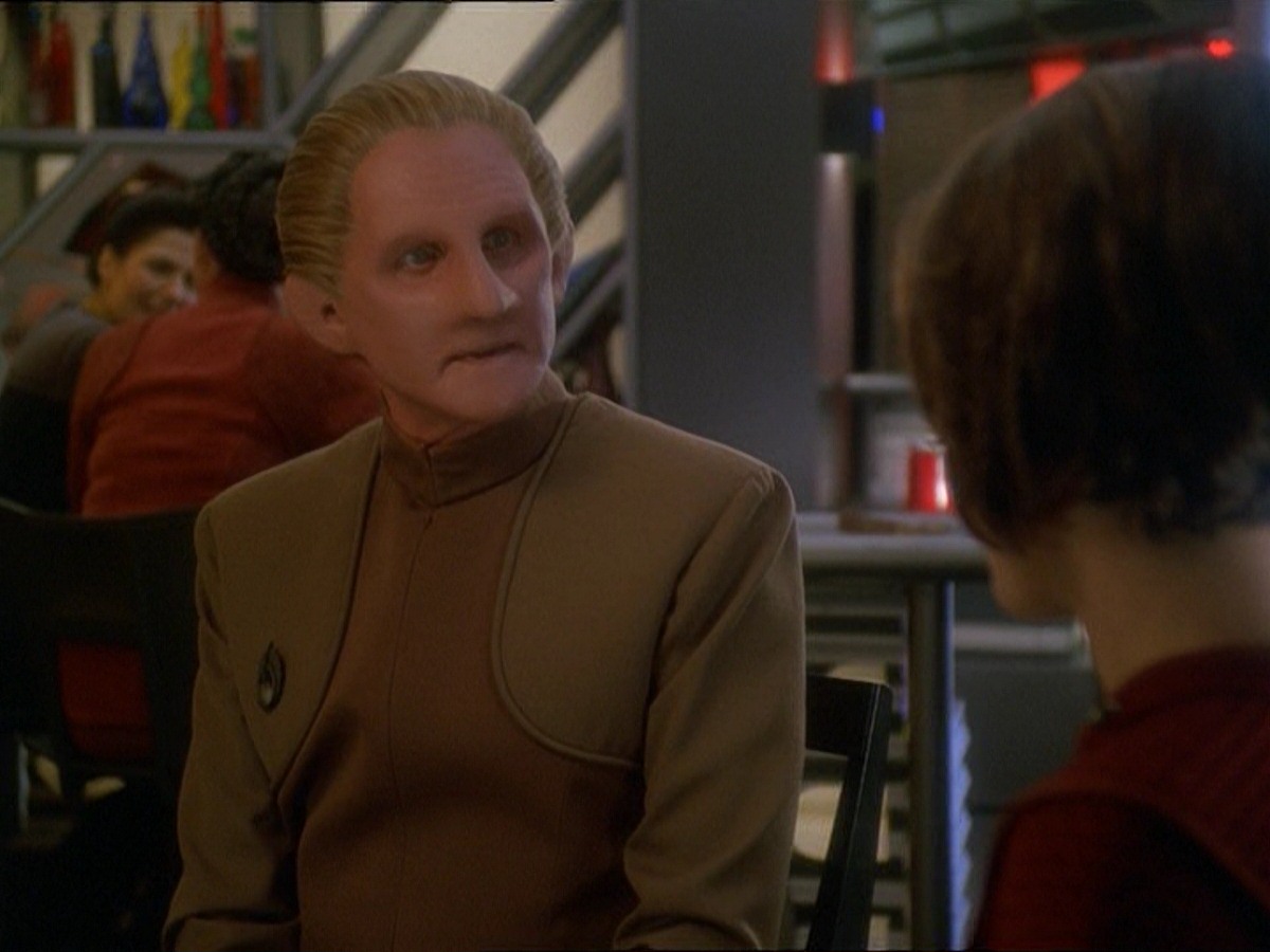 extant_StarTrek_DS9_7x09-Covenant_0099.jpg