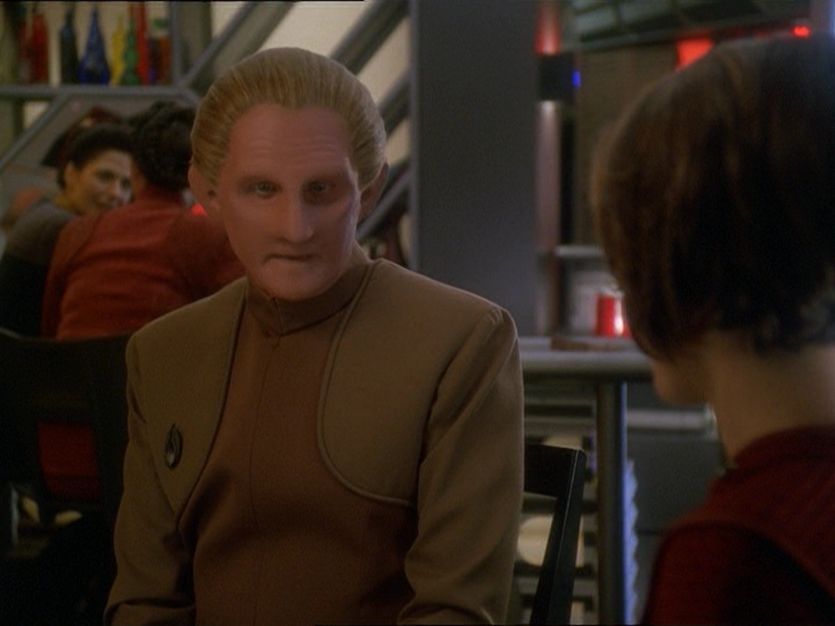 extant_StarTrek_DS9_7x09-Covenant_0103.jpg