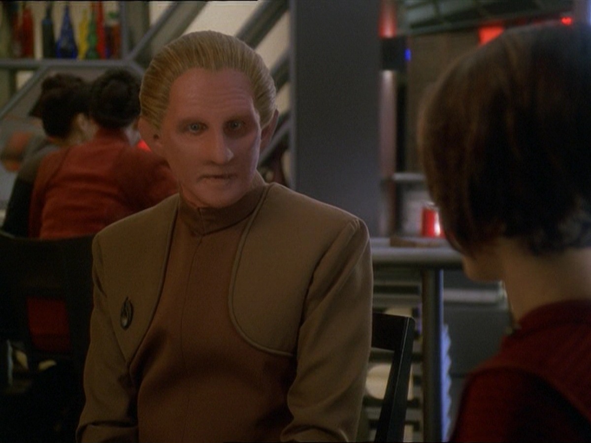 extant_StarTrek_DS9_7x09-Covenant_0106.jpg