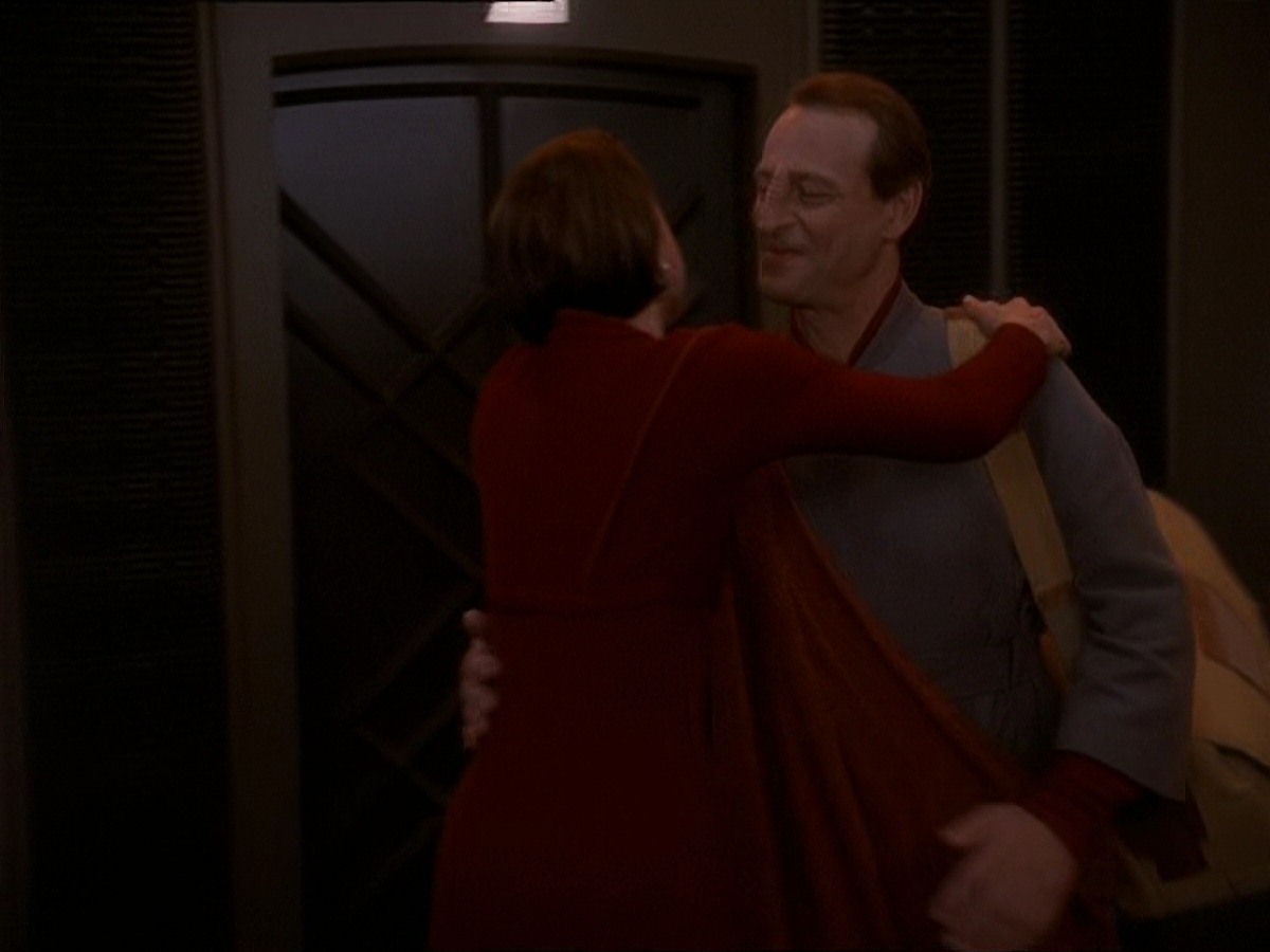 extant_StarTrek_DS9_7x09-Covenant_0167.jpg