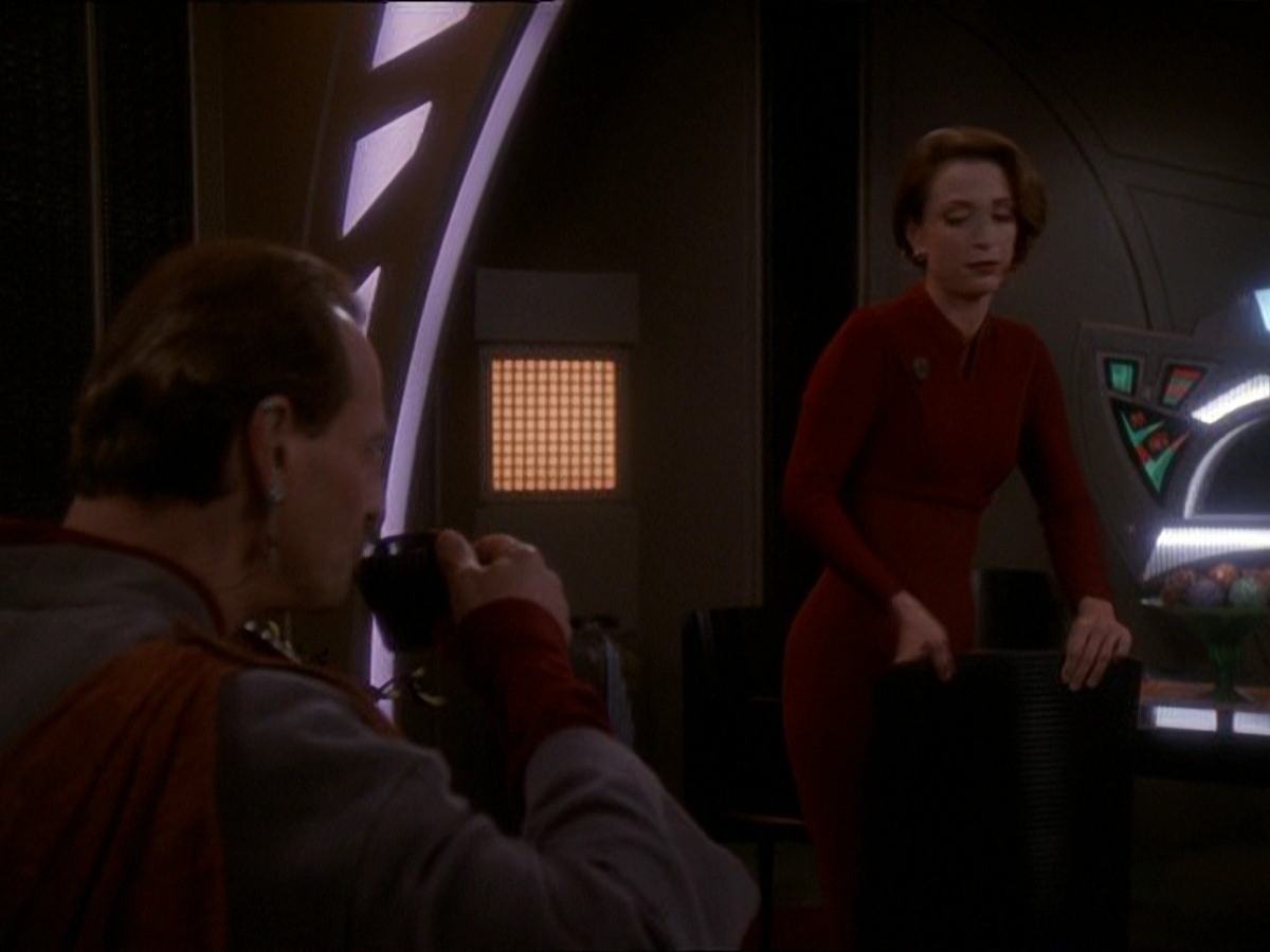 extant_StarTrek_DS9_7x09-Covenant_0216.jpg