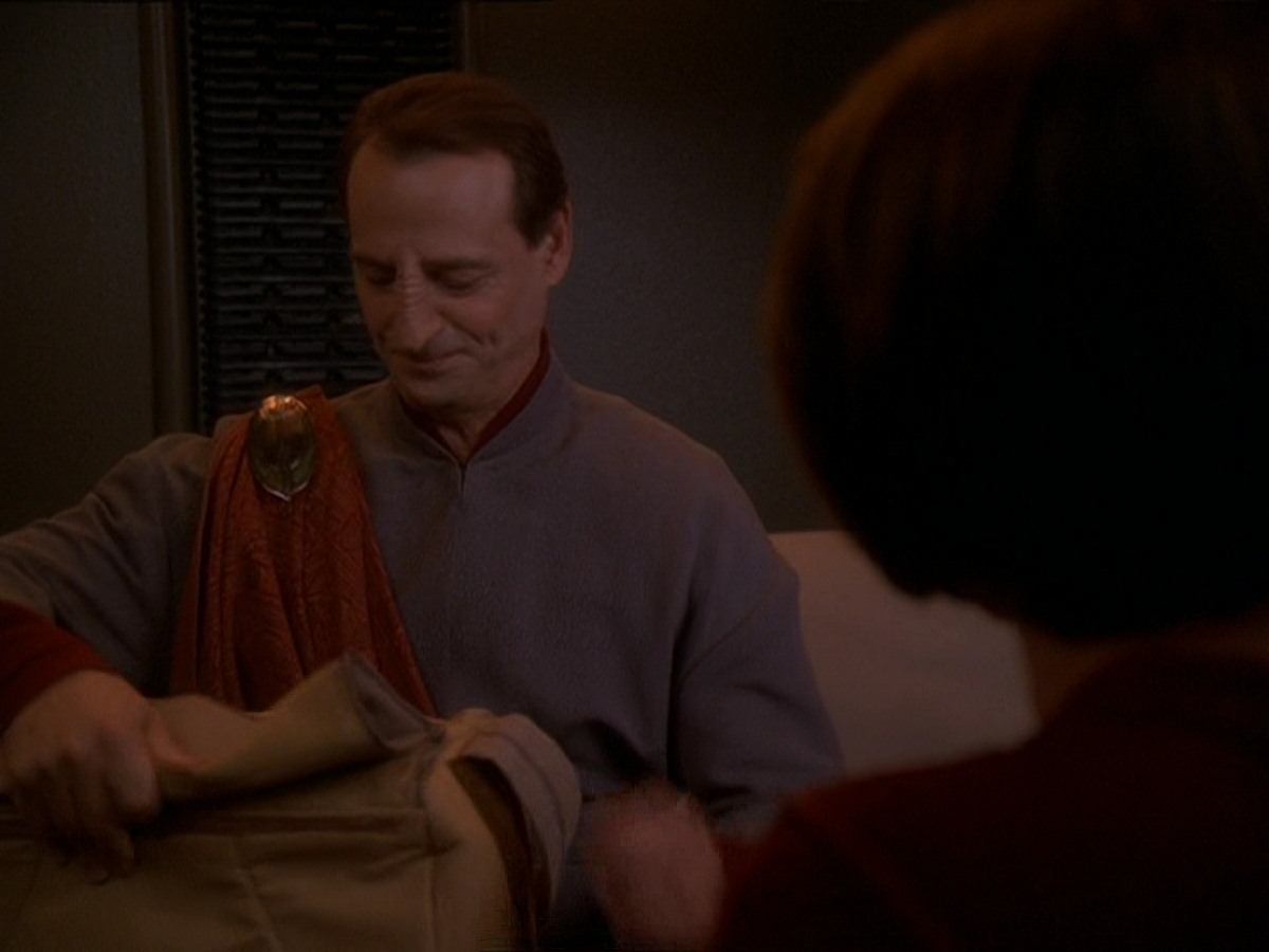 extant_StarTrek_DS9_7x09-Covenant_0250.jpg