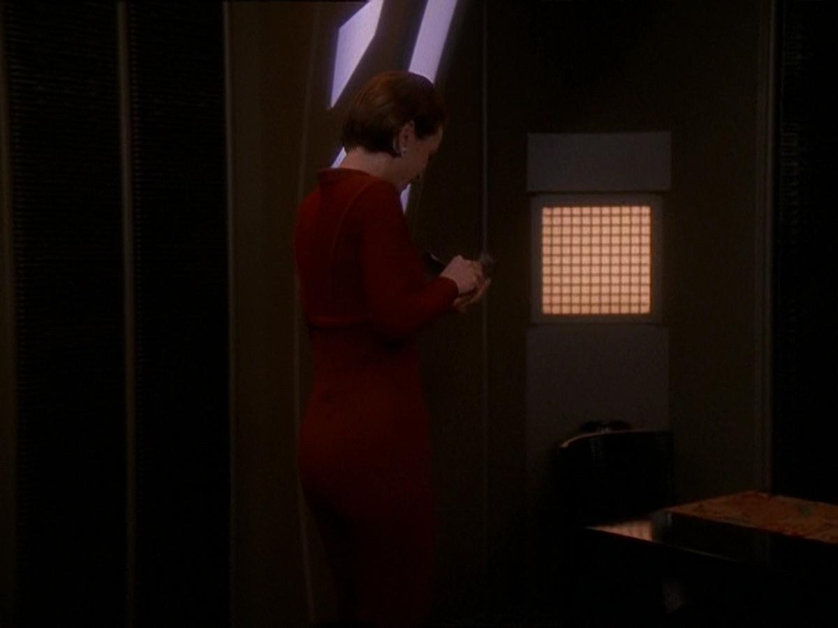 extant_StarTrek_DS9_7x09-Covenant_0261.jpg
