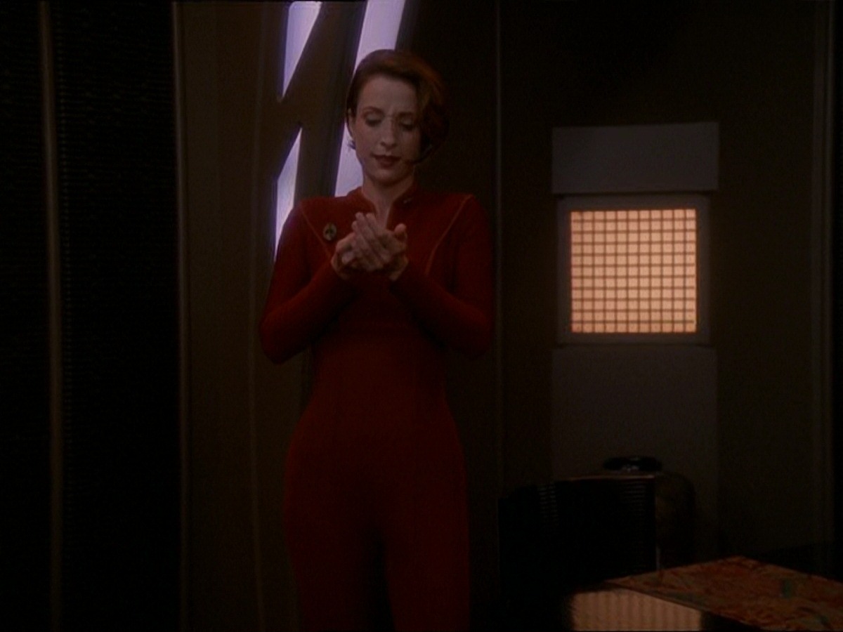 extant_StarTrek_DS9_7x09-Covenant_0265.jpg