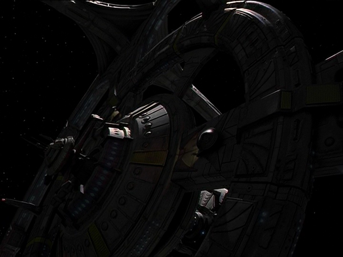 extant_StarTrek_DS9_7x09-Covenant_0285.jpg