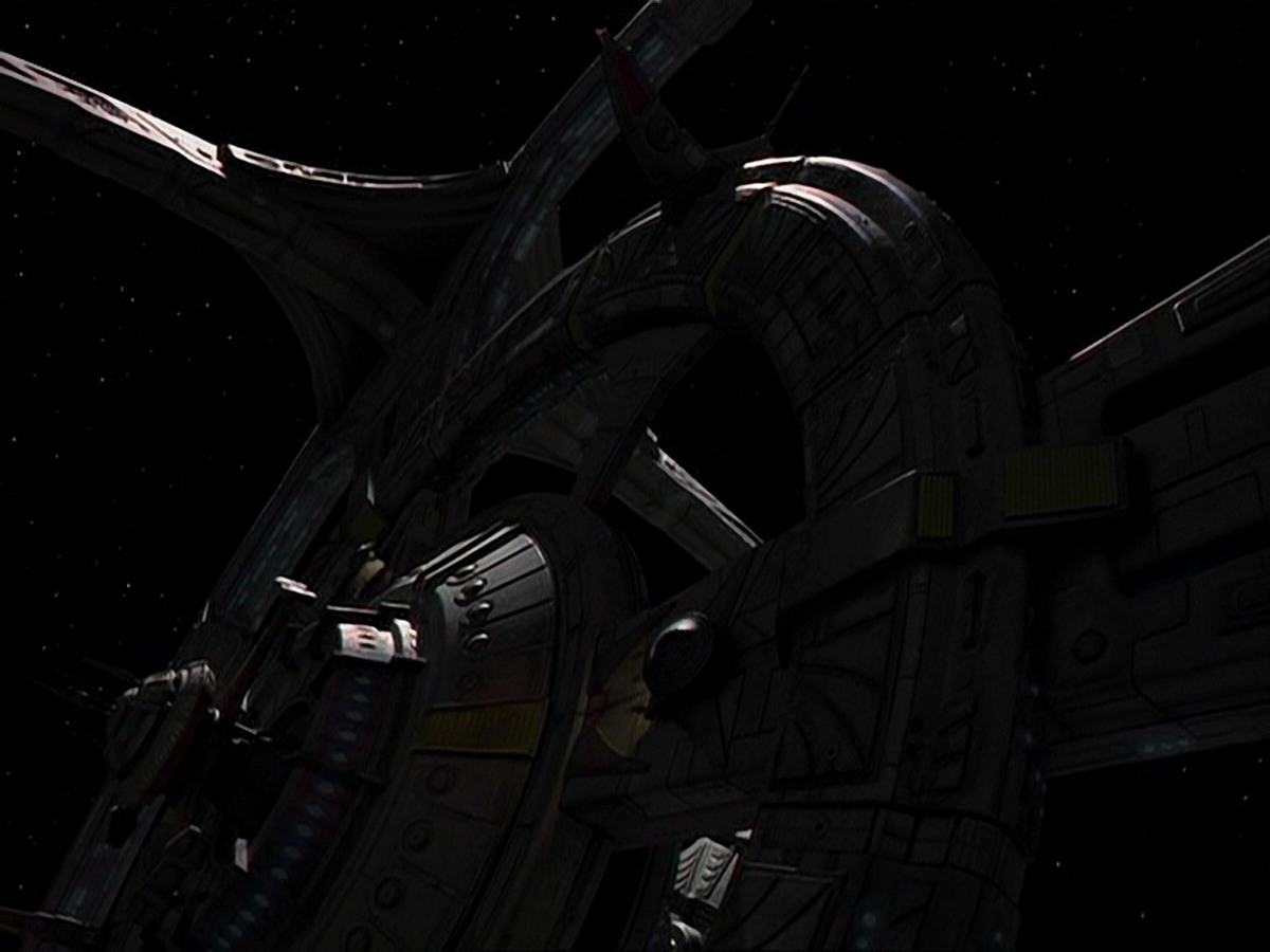 extant_StarTrek_DS9_7x09-Covenant_0289.jpg