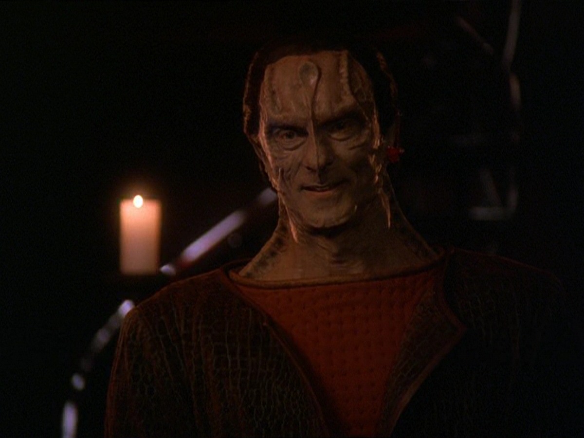 extant_StarTrek_DS9_7x09-Covenant_0595.jpg