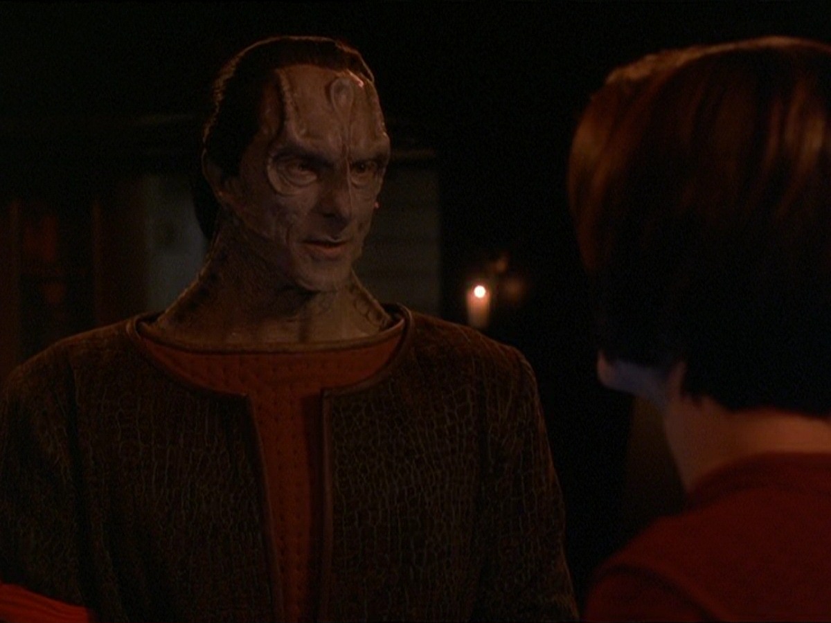 extant_StarTrek_DS9_7x09-Covenant_0714.jpg