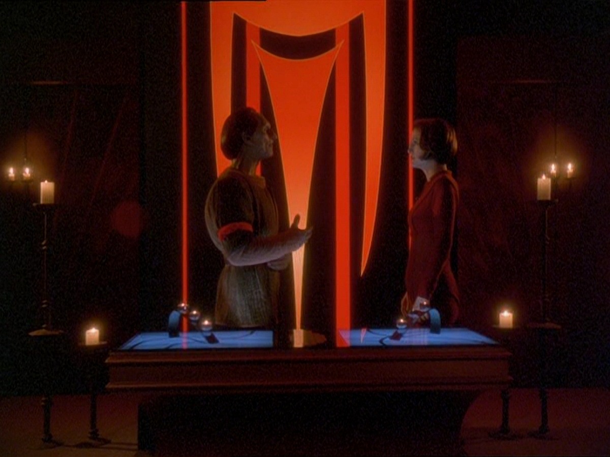 extant_StarTrek_DS9_7x09-Covenant_0999.jpg