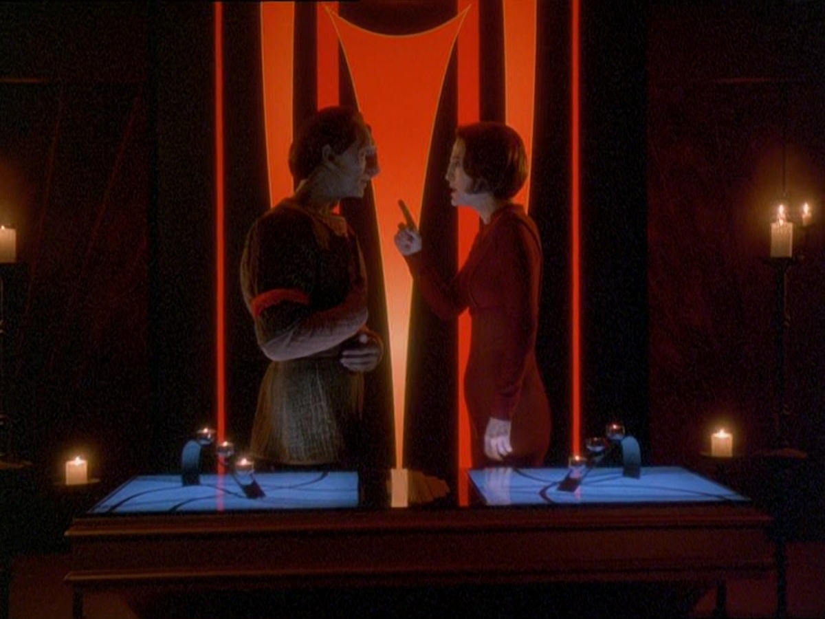 extant_StarTrek_DS9_7x09-Covenant_1005.jpg