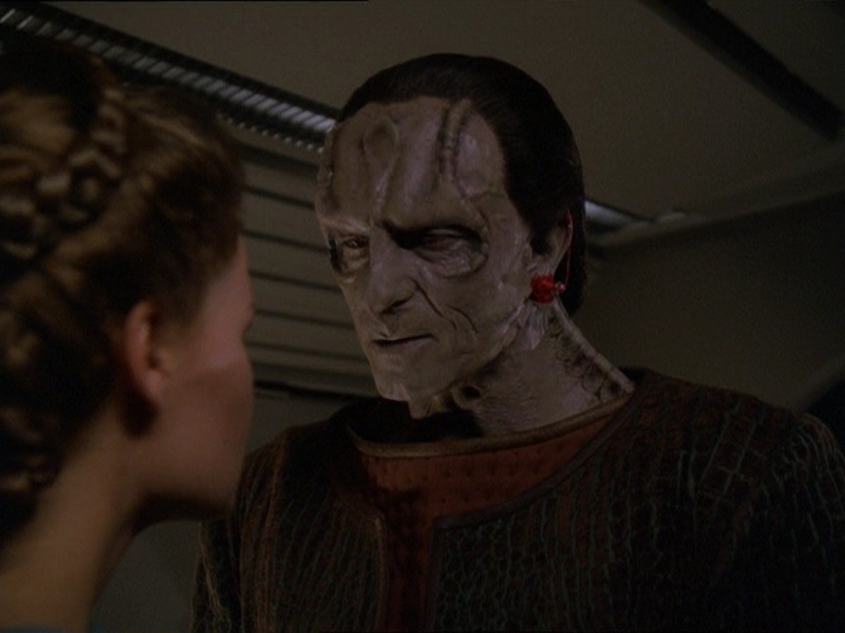 extant_StarTrek_DS9_7x09-Covenant_2651.jpg