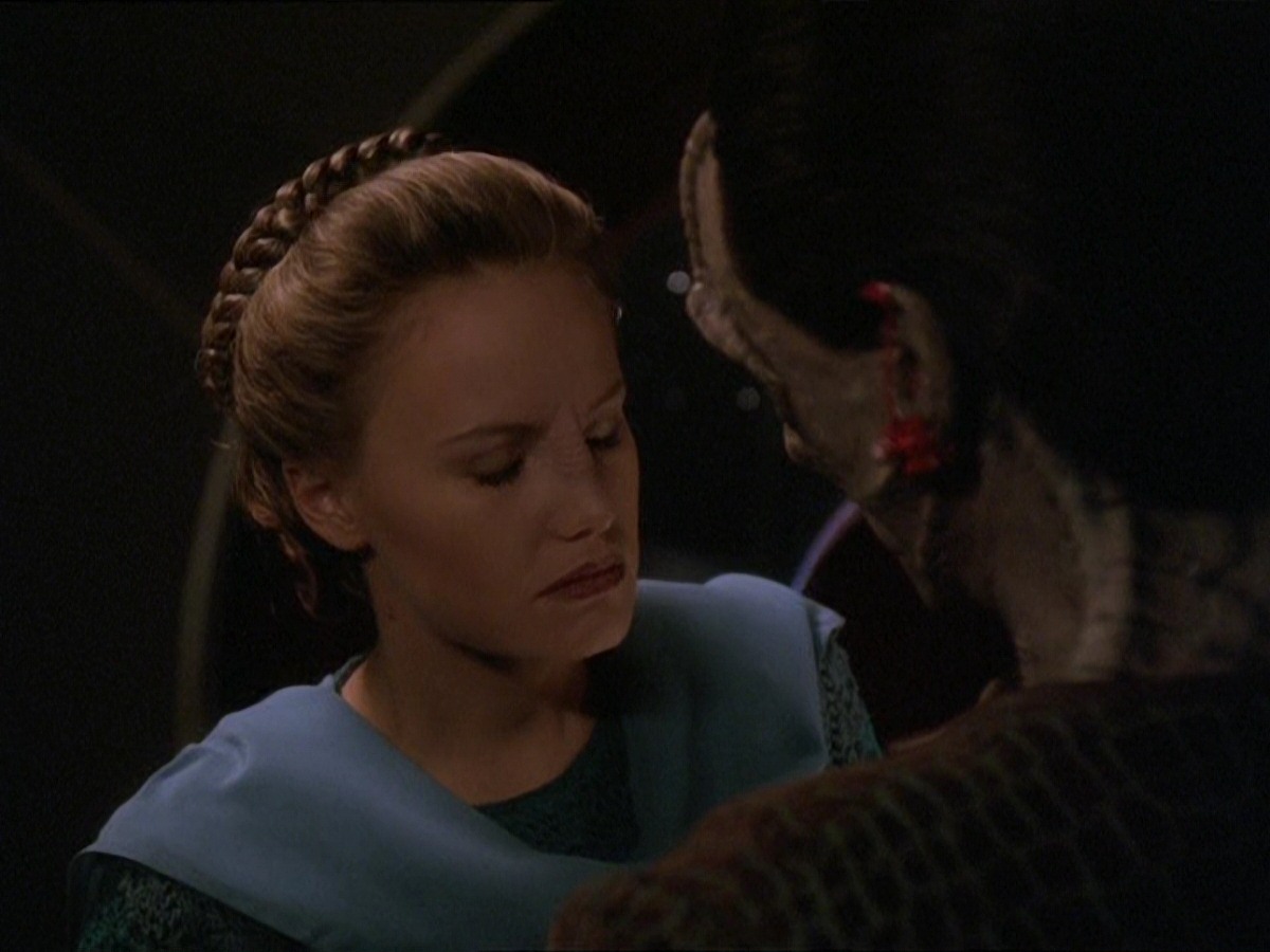 extant_StarTrek_DS9_7x09-Covenant_2653.jpg