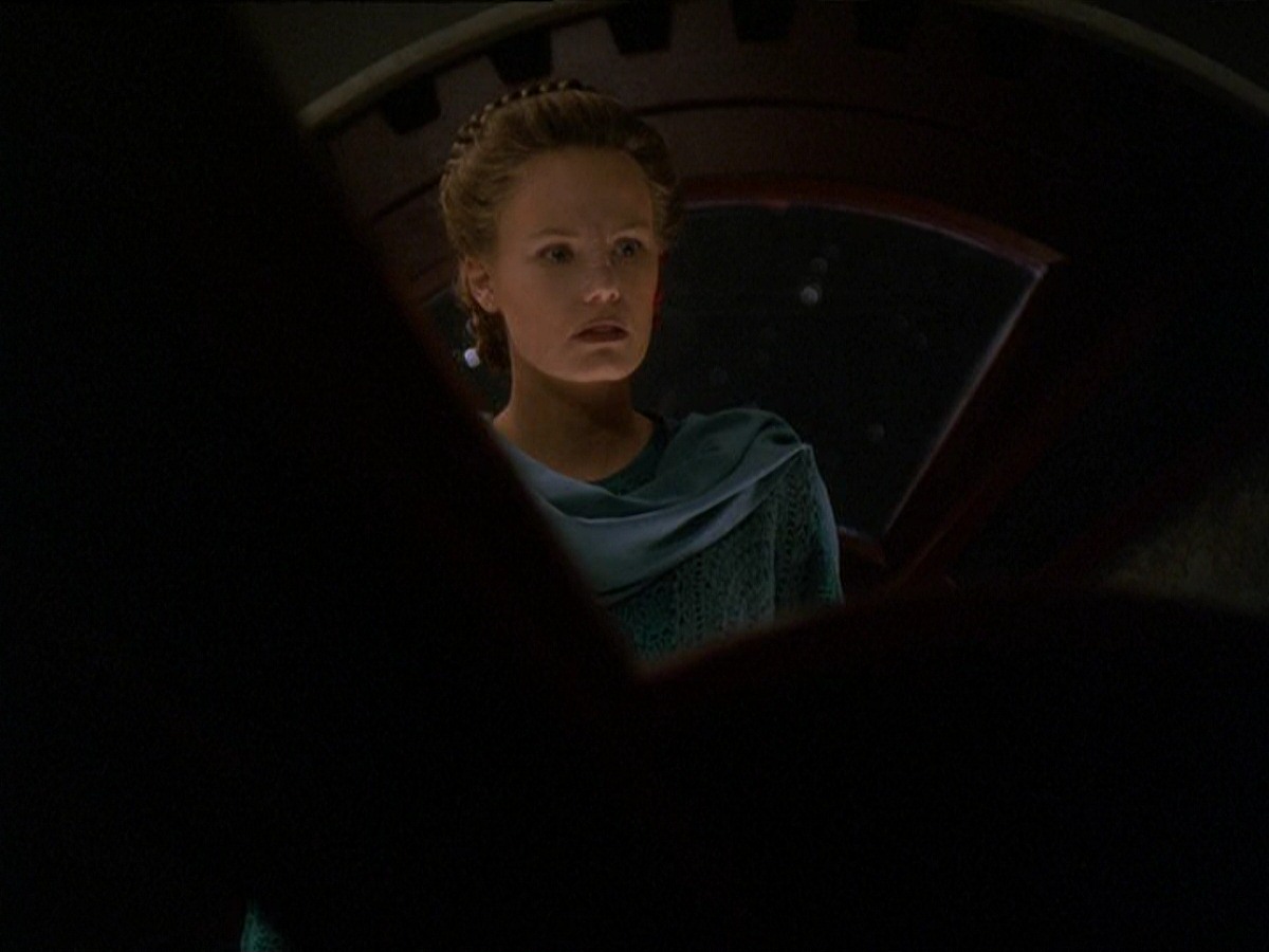 extant_StarTrek_DS9_7x09-Covenant_2679.jpg