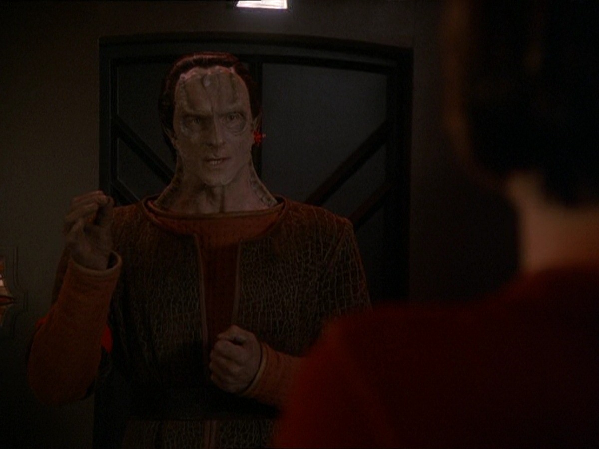 extant_StarTrek_DS9_7x09-Covenant_3191.jpg